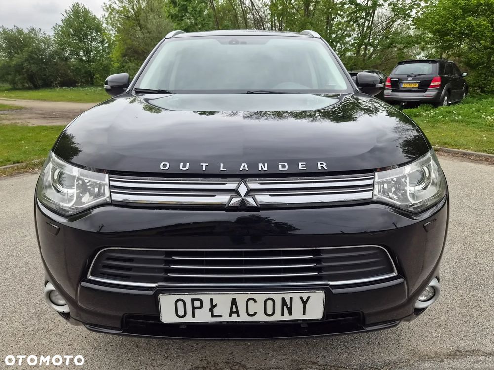 Mitsubishi Outlander - 12