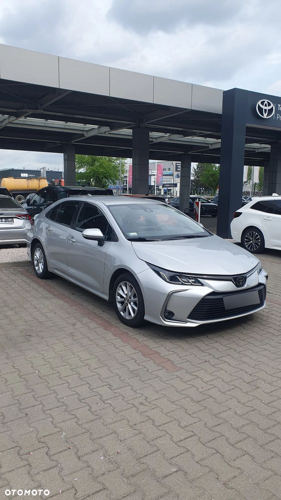 Toyota Corolla - 1