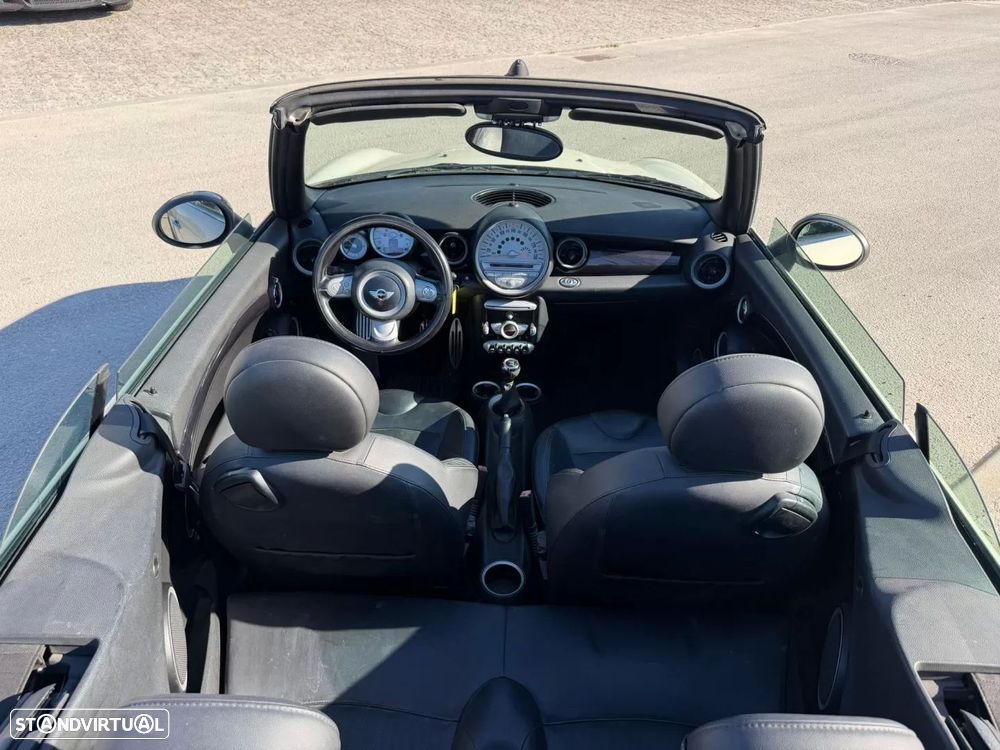 MINI Cabrio Cooper S - 11