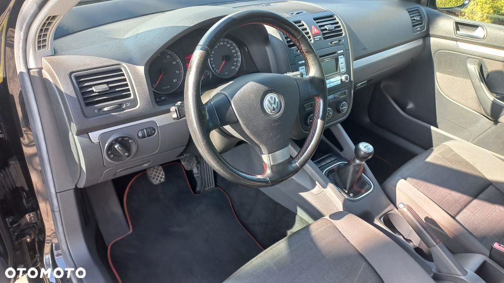 Volkswagen Golf 1.6 Goal - 12