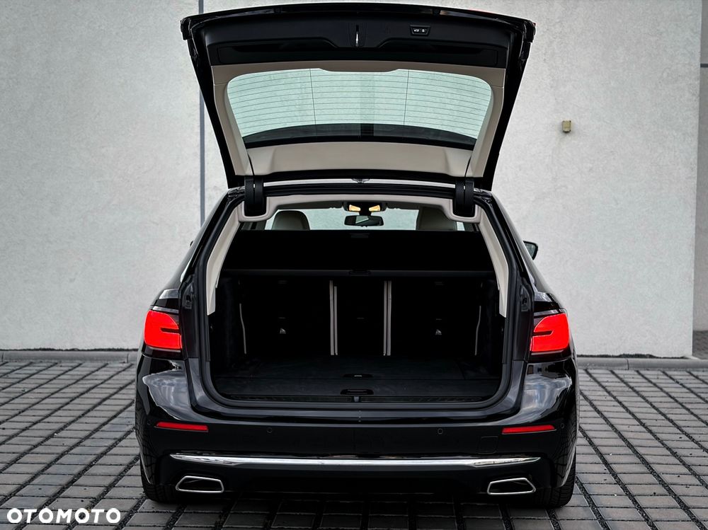 BMW Seria 5 520d xDrive Luxury Line - 19
