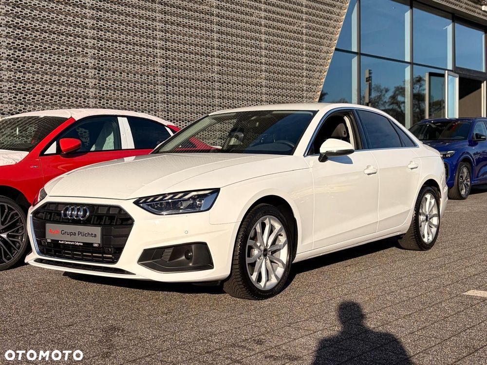 Audi A4 Limousine - 11