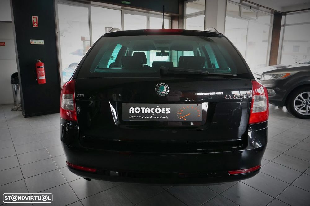 Skoda Octavia Break 1.6 TDi Elegance Pack - 5