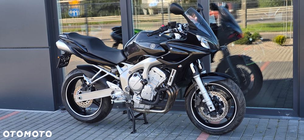 Yamaha FZ6 - 3