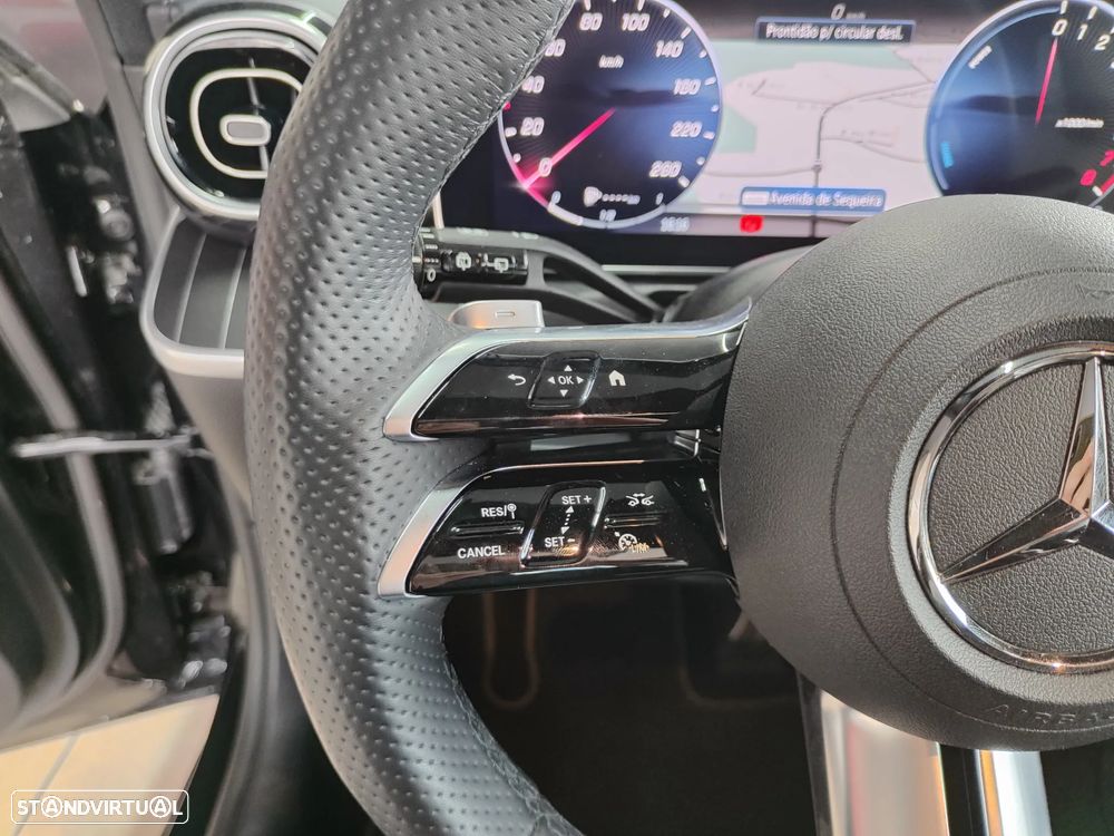 Mercedes-Benz C 300 e T 9G-TRONIC AMG Line - 27