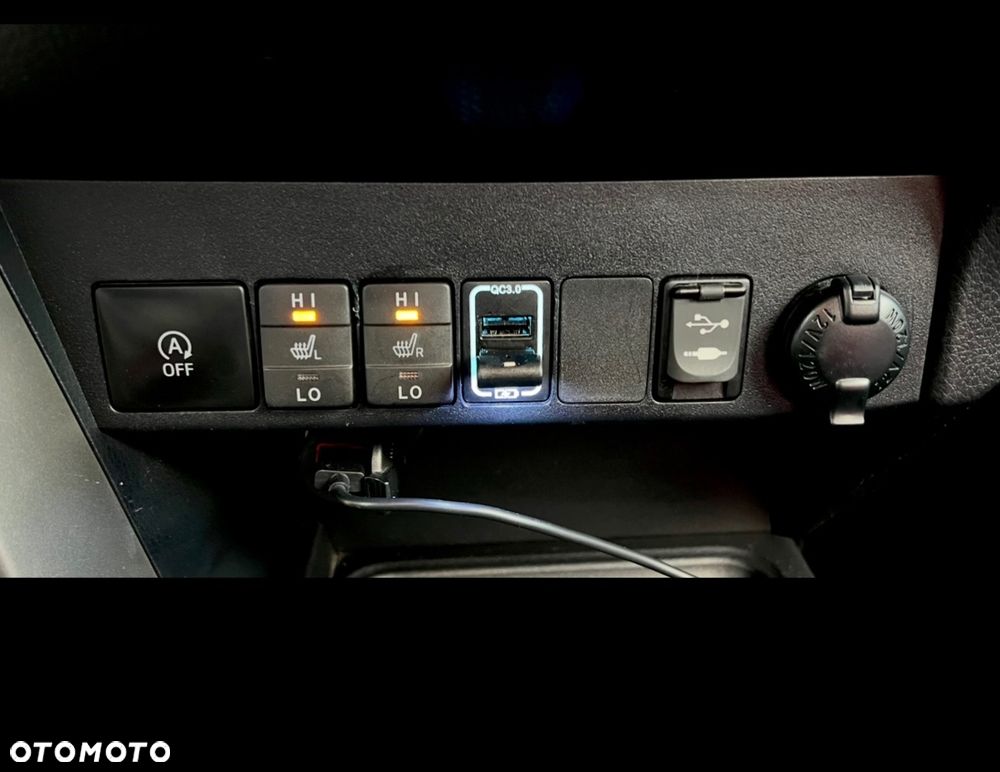 Toyota RAV4 2.0 D-4D Prestige - 28