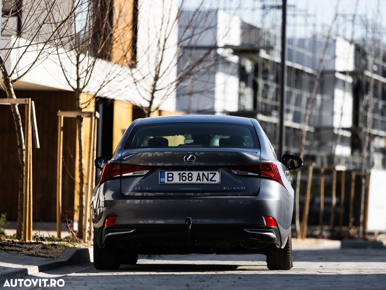 Lexus Seria IS 250 Aut. Sport Line - 4