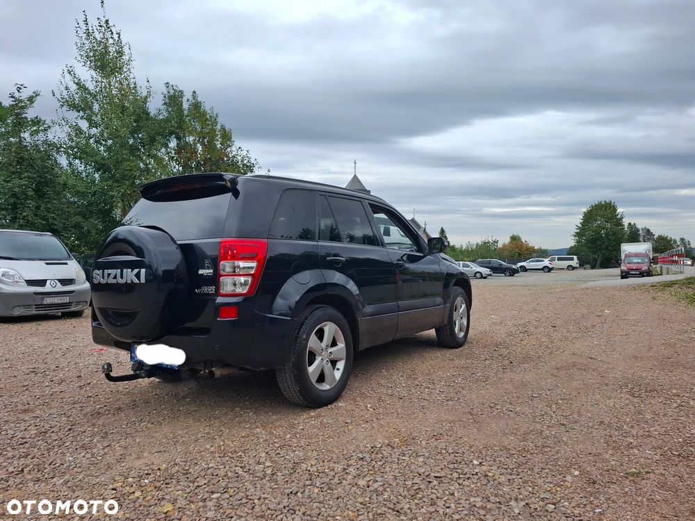 Suzuki Grand Vitara 2.4 De Luxe - 5