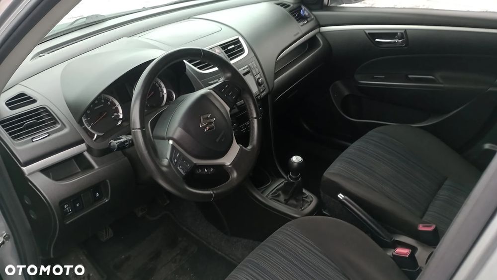 Suzuki Swift - 7