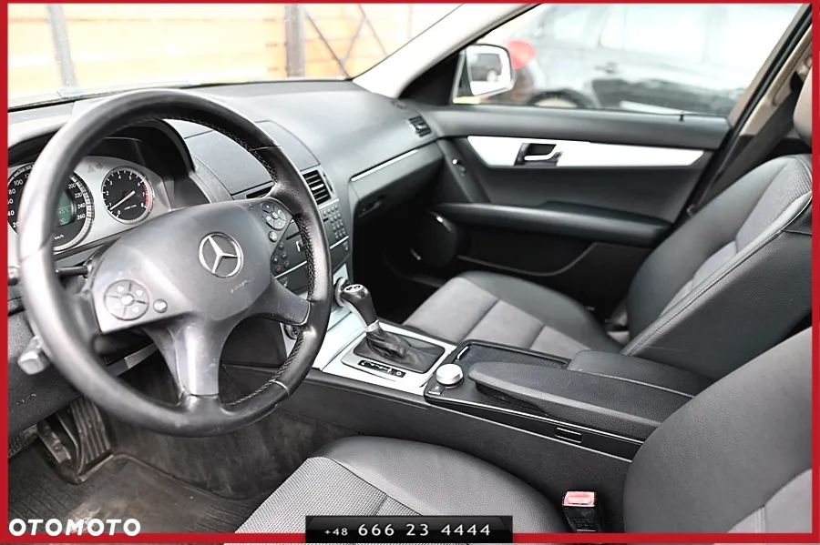 Mercedes-Benz Klasa C 180 BlueEFFICIENCY 7G-TRONIC Avantgarde - 15
