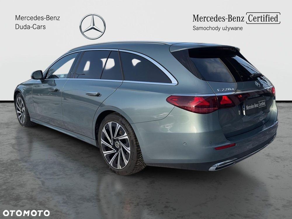Mercedes-Benz Klasa E - 9