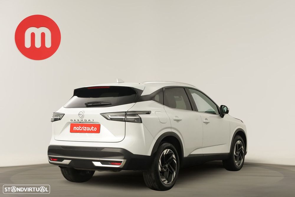 Nissan Qashqai - 4