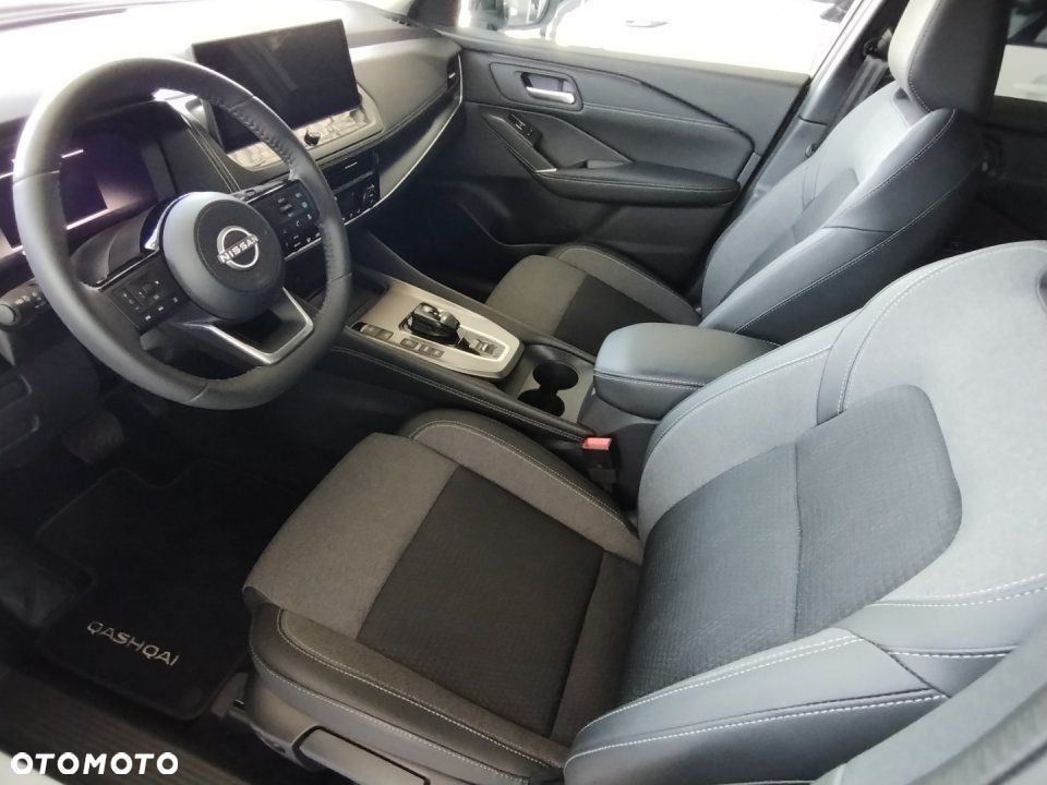 Nissan Qashqai - 10