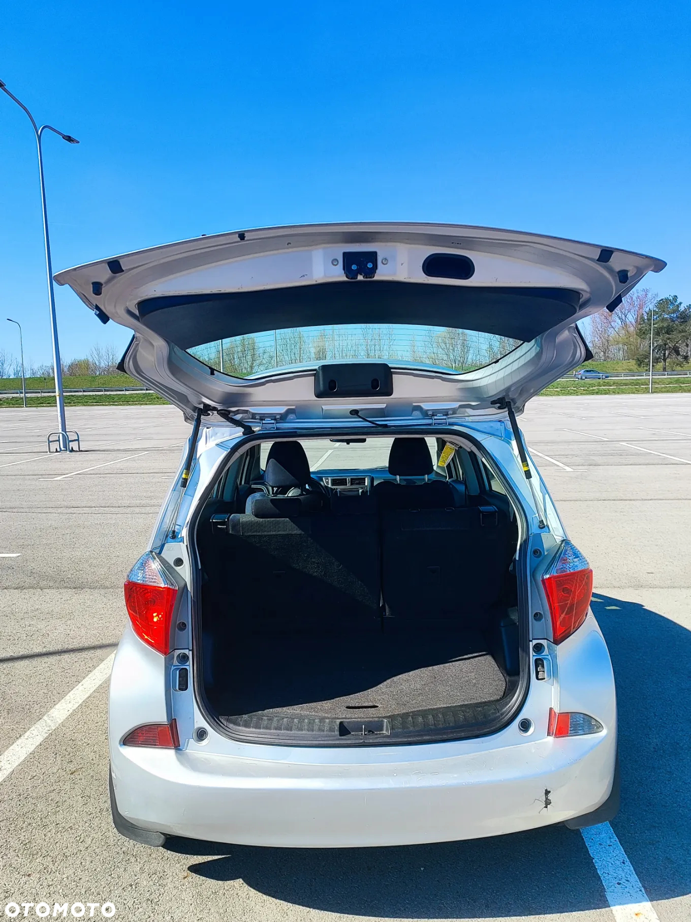 Toyota Verso S 1.4 D-4D Active - 8