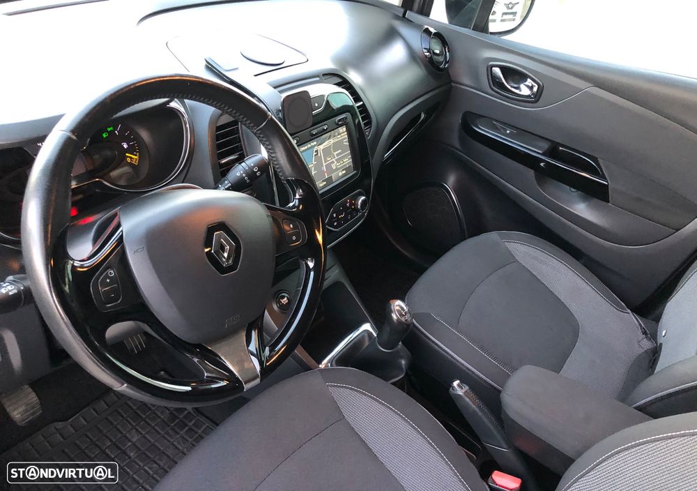 Renault Captur 1.5 dCi Exclusive - 23