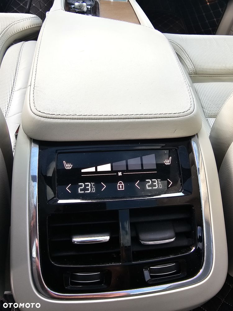 Volvo XC 90 D5 AWD Inscription 7os - 13
