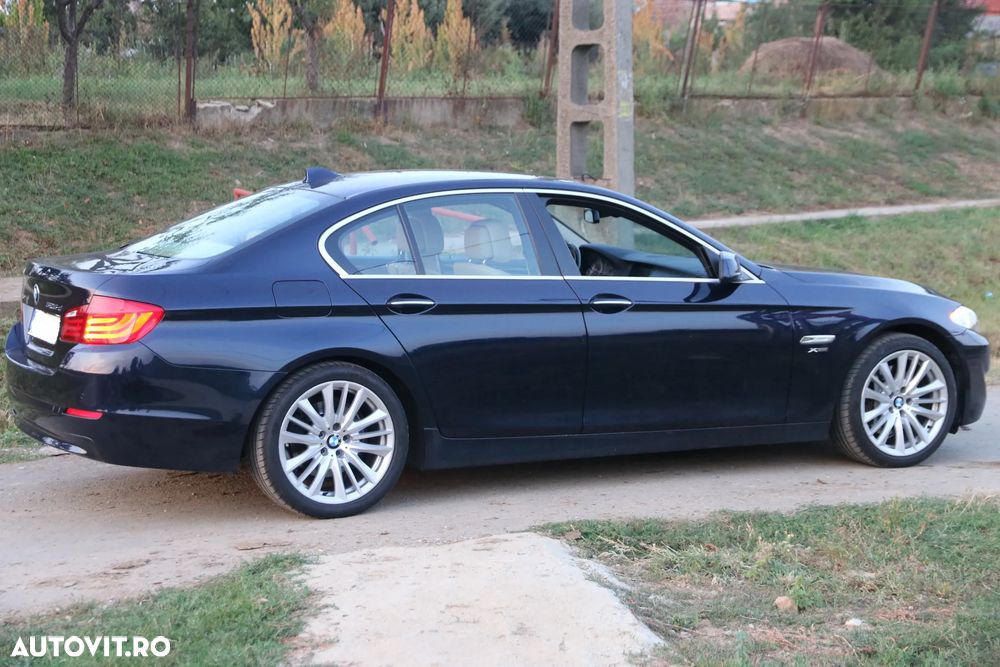 BMW Seria 5 525d xDrive - 6