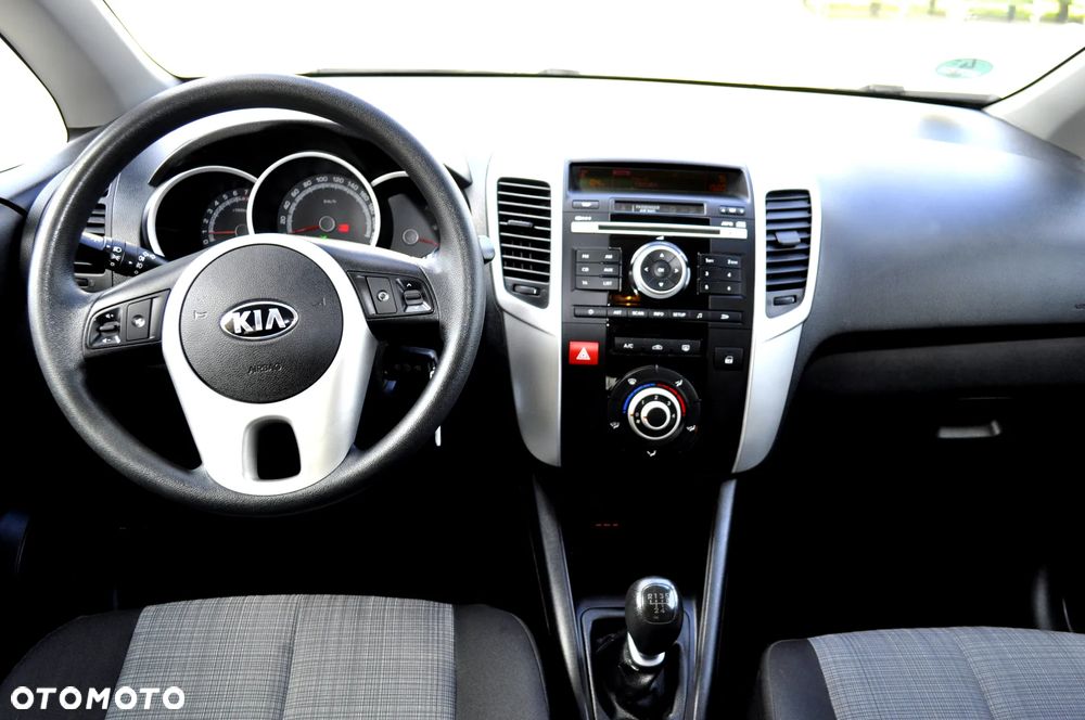 Kia Venga 1.4 CVVT Attract - 23