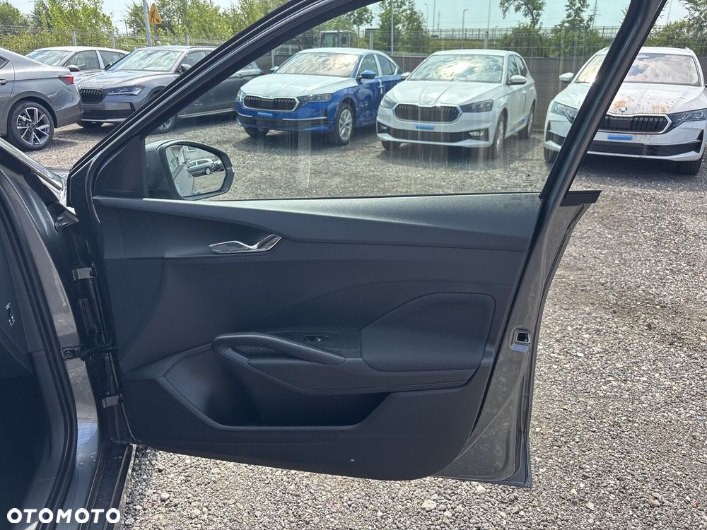 Skoda Fabia 1.0 TSI Drive DSG - 17