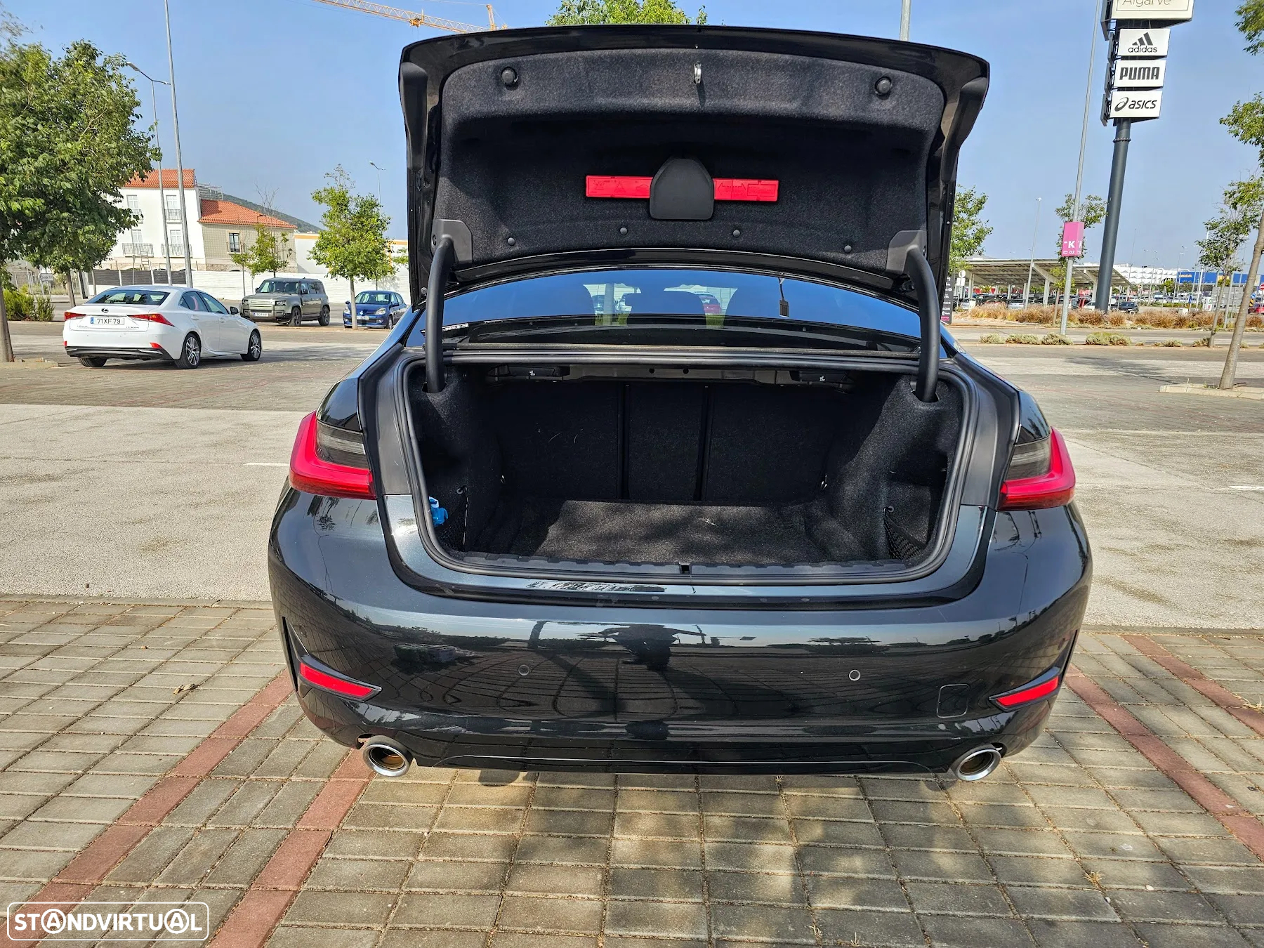 BMW 320 d Auto - 13