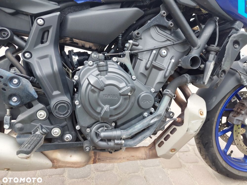 Yamaha MT - 12
