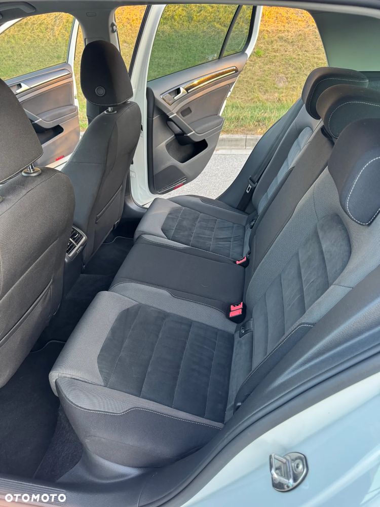 Volkswagen Golf 1.4 TSI BMT Highline - 18