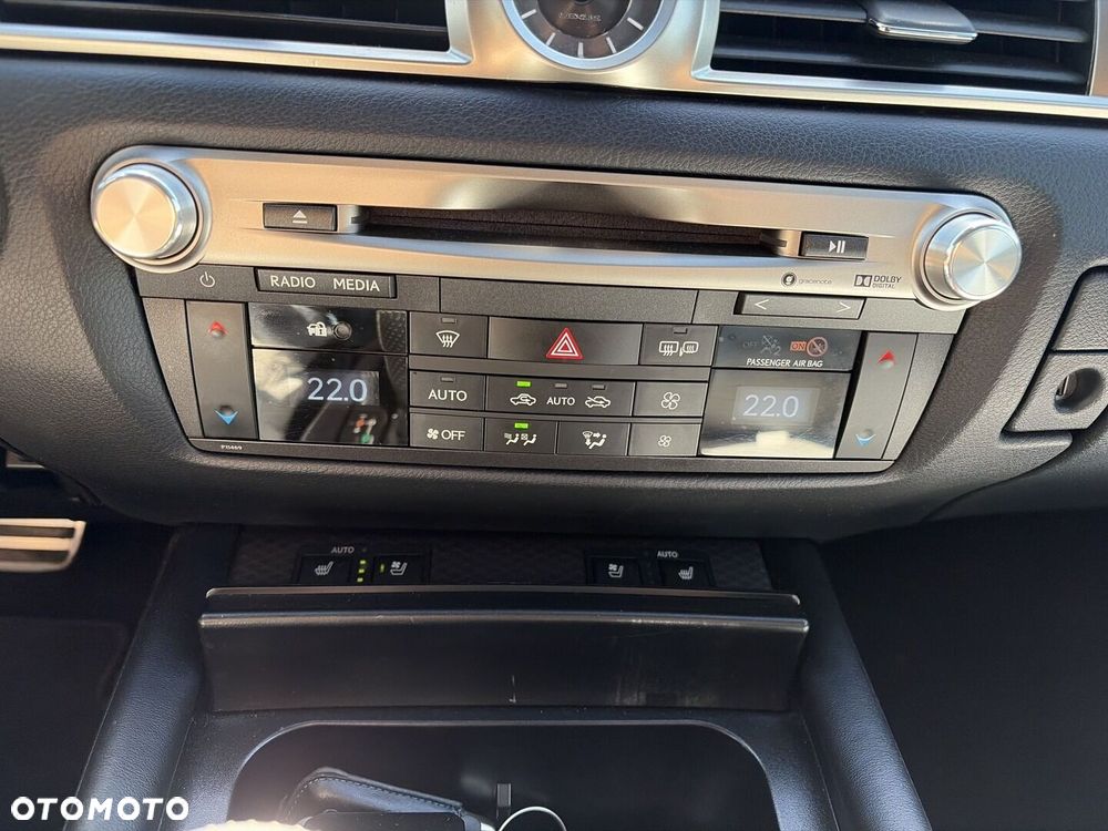 Lexus GS - 21