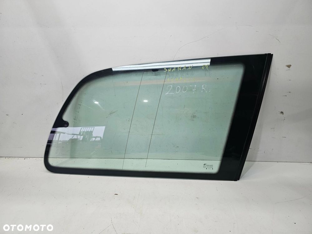 SZYBA KAROSERYJNA PRAWA VW SHARAN II UCHYLNA - 1