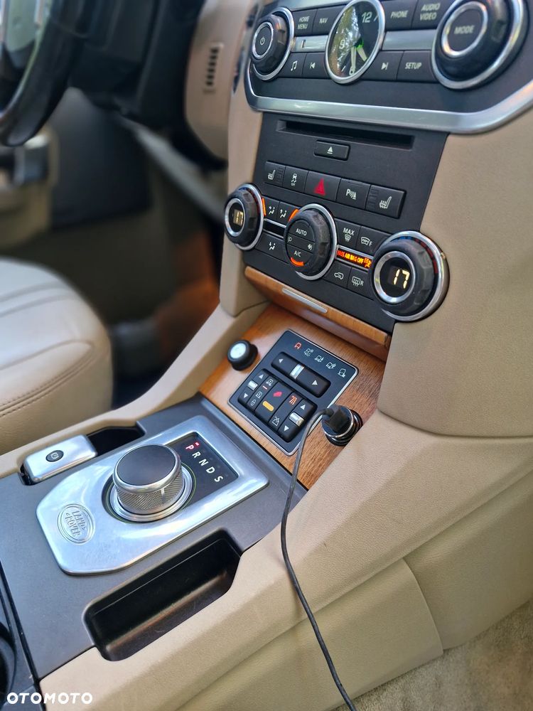 Land Rover Discovery - 14