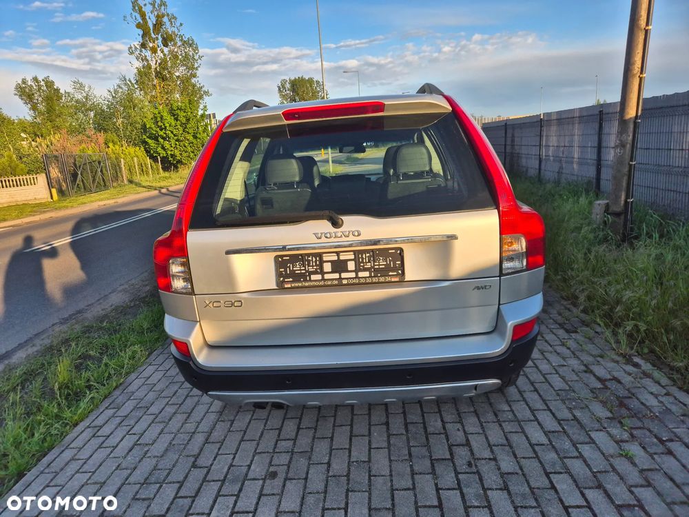 Volvo XC 90 D5 Momentum - 5