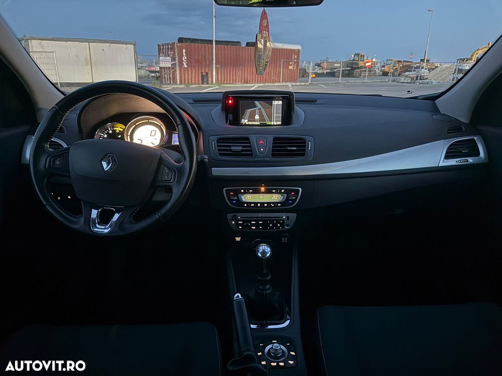 Renault Megane ENERGY dCi 110 Start & Stop Paris - 11