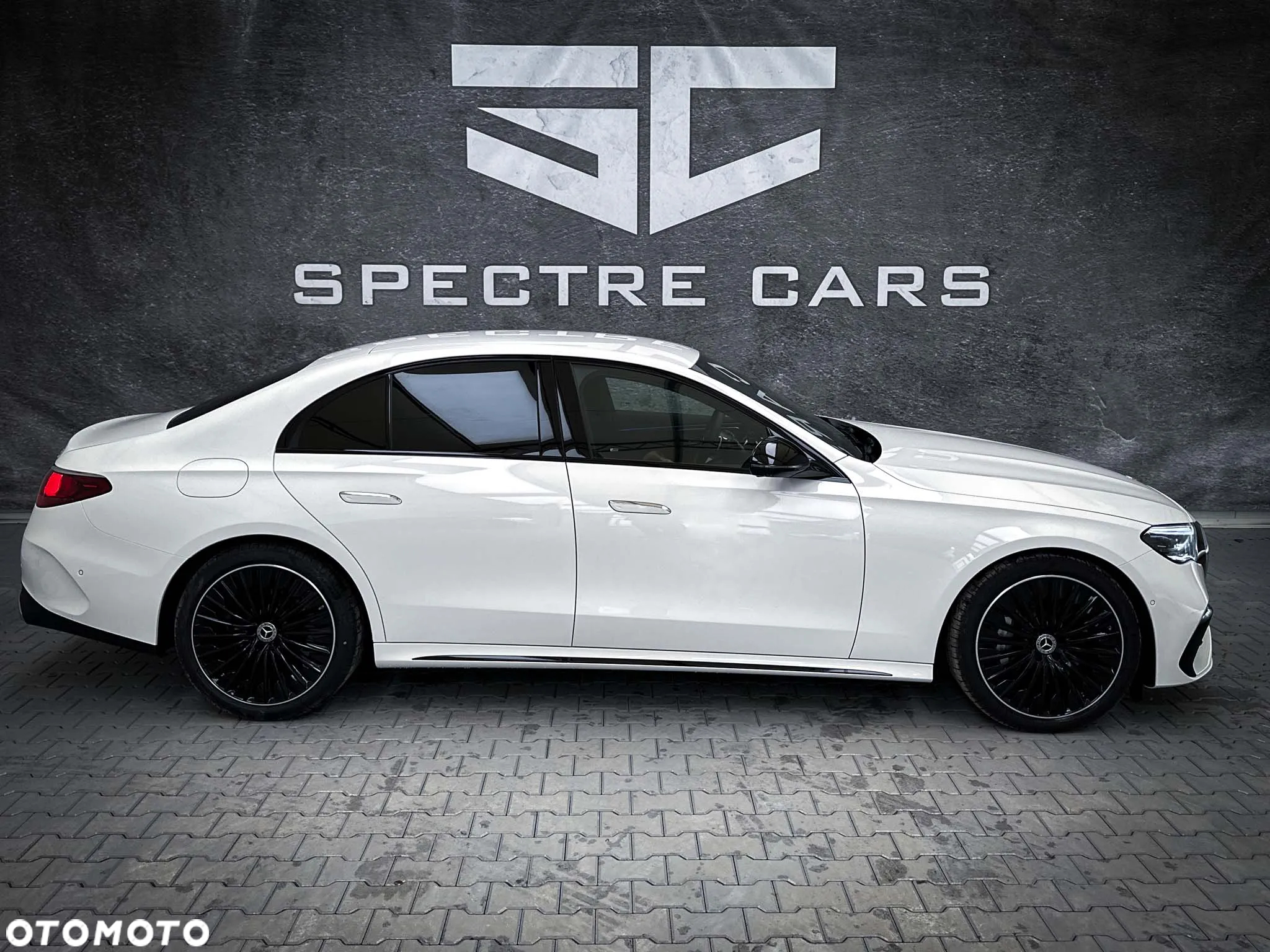 Mercedes-Benz Klasa E 220 d 4Matic 9G-TRONIC Edition AMG Line - 8