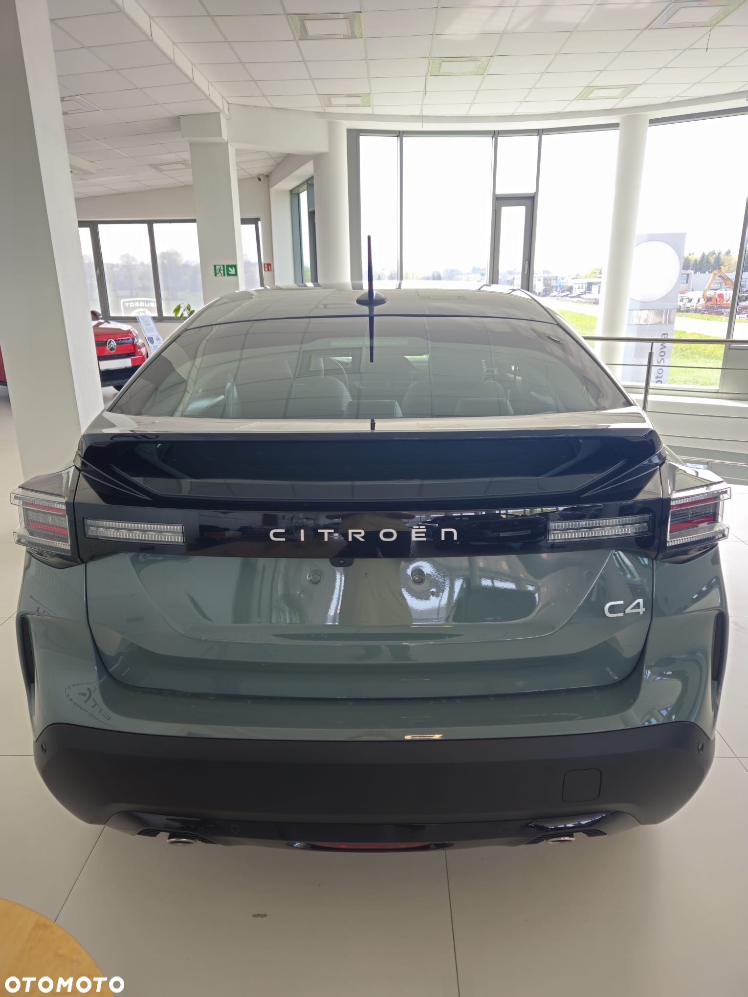 Citroën C4 1.2 PureTech Plus S&S EAT8 - 5