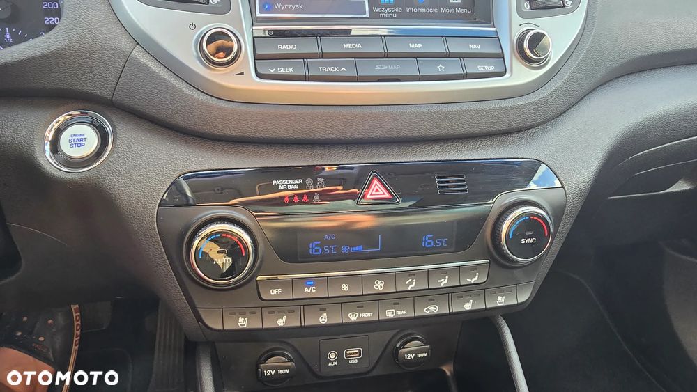 Hyundai Tucson 2.0 CRDI Premium 4WD - 27