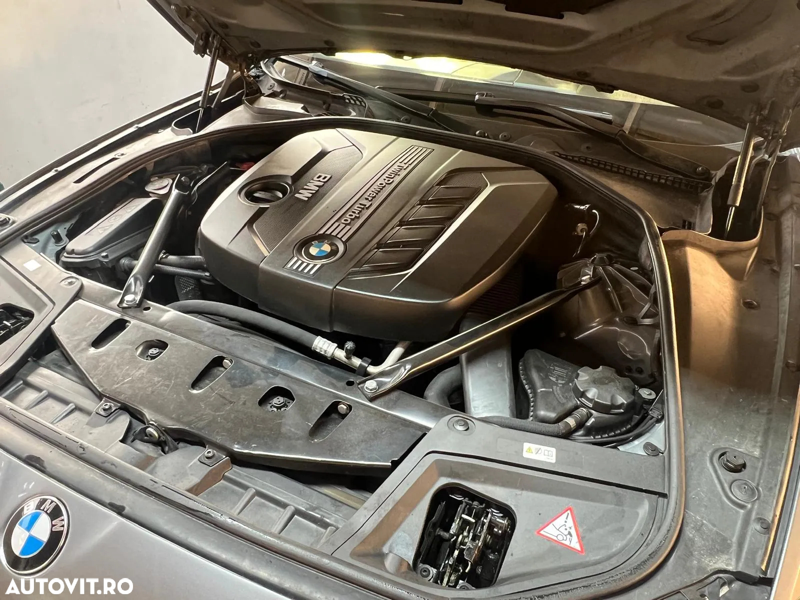 BMW Seria 5 525d xDrive - 19