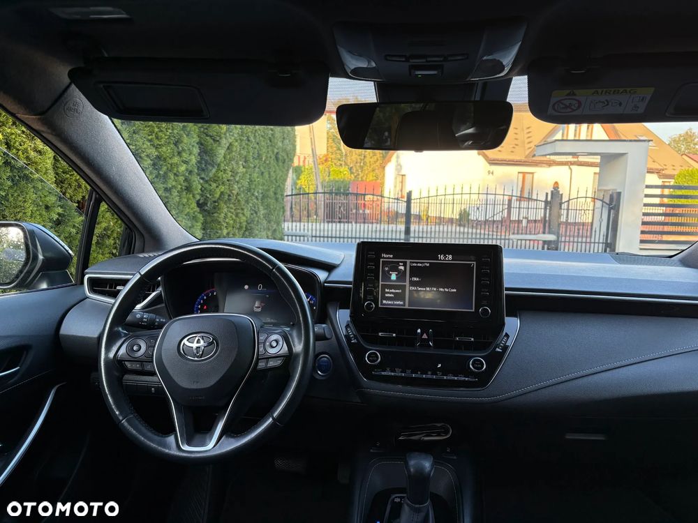 Toyota Corolla - 13