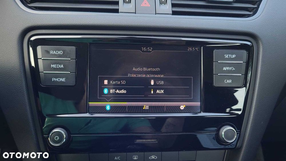 Skoda Octavia 1.6 TDI SCR Active - 22