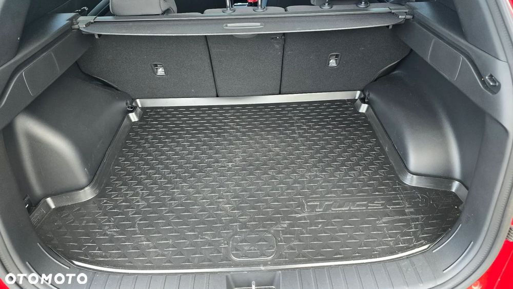 Hyundai Tucson 1.6 T-GDi HEV Smart 2WD - 18