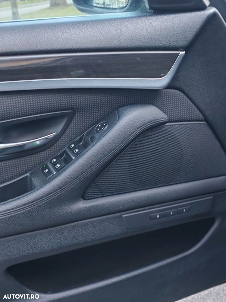 BMW Seria 5 520d Aut. - 19