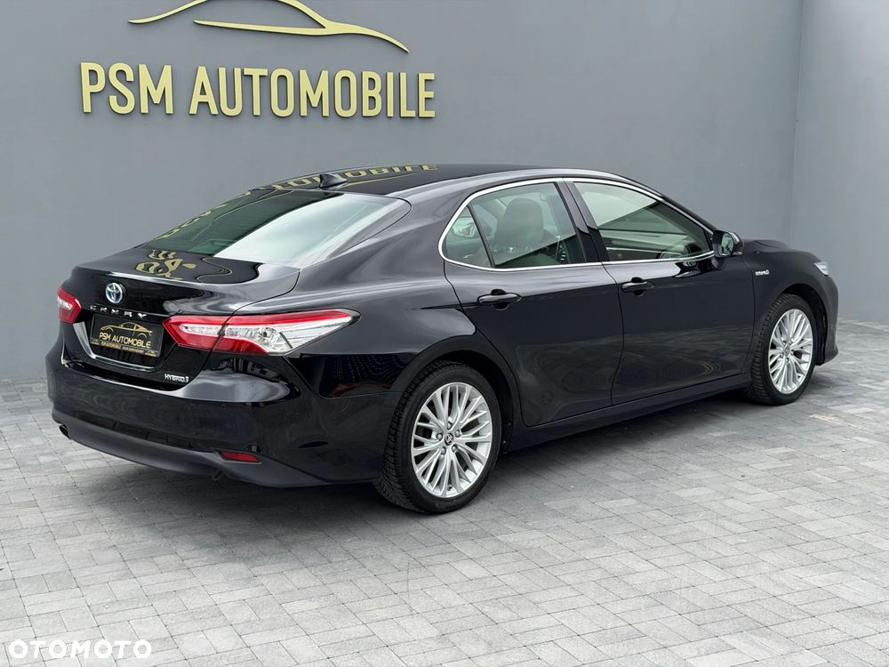 Toyota Camry 2.5 Hybrid Executive CVT - 9