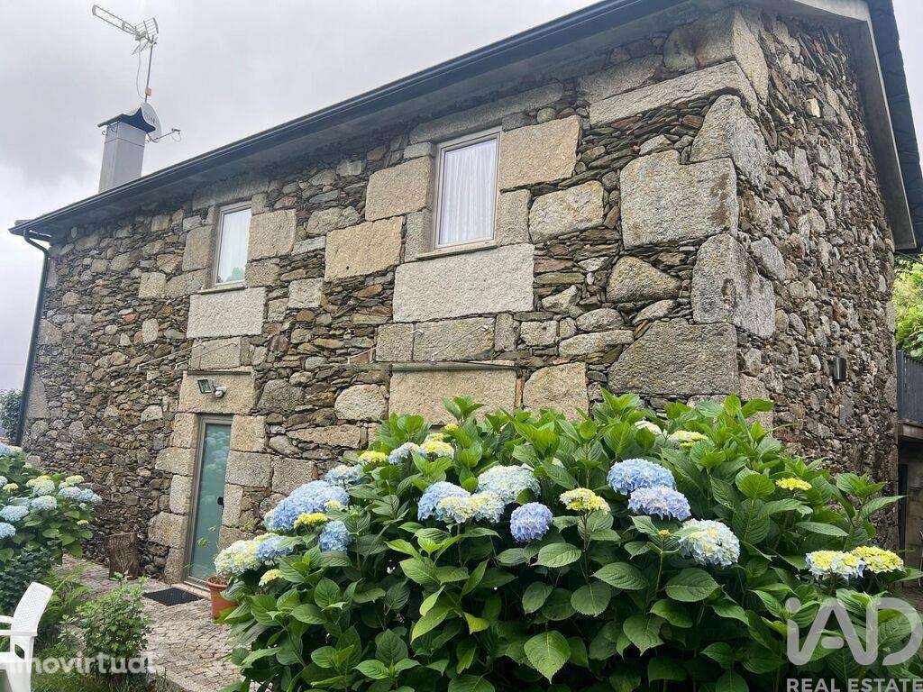 Casa / Villa T2 em Carvalhais e Candal de 134,00 m2 - Grande imagem: 2/24