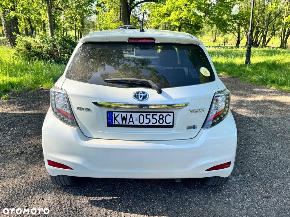Toyota Yaris 1.5 VVT-i Team Deutschland - 4