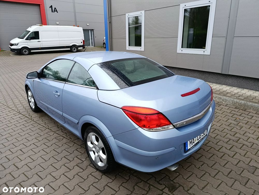 Opel Astra Twin Top 1.8 Endless Summer - 9