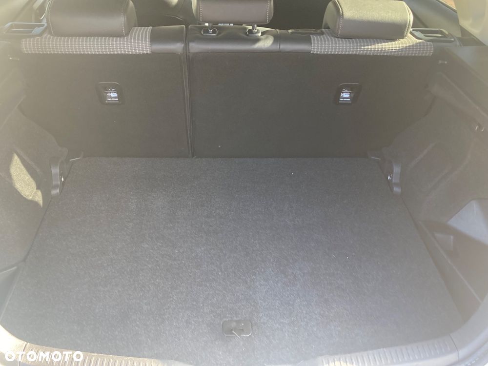 Toyota Auris 1.8 VVT-i Hybrid Automatik Edition - 14