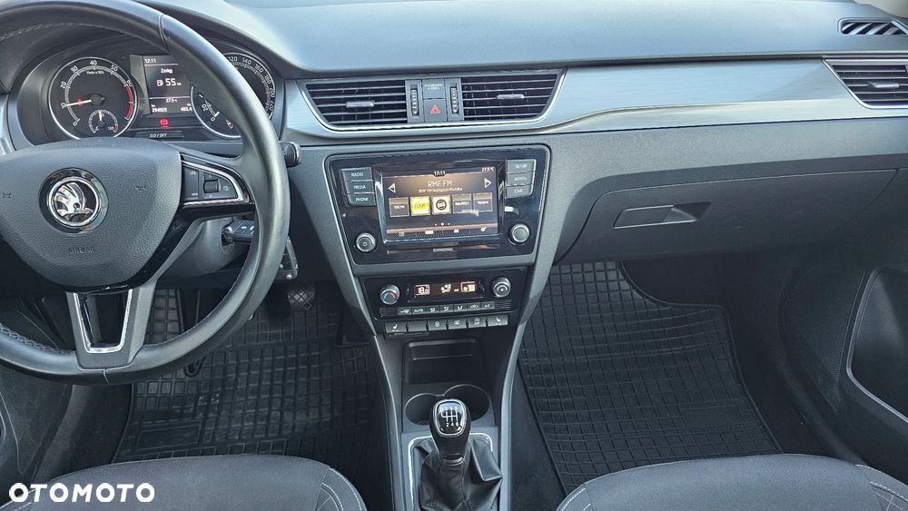 Skoda RAPID 1.0 TSI Style - 16