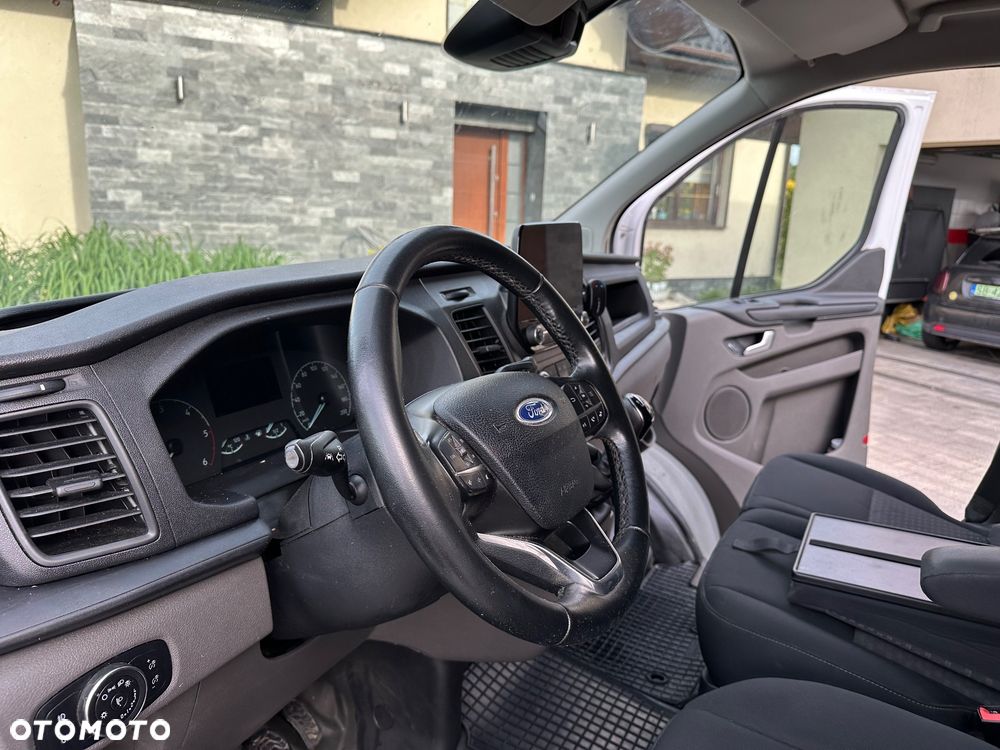 Ford Transit Custom - 9