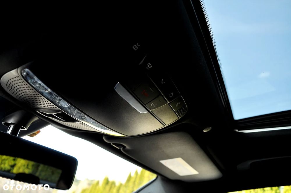 Mercedes-Benz GLC 220 d 4Matic 9G-TRONIC AMG Line Advanced - 40