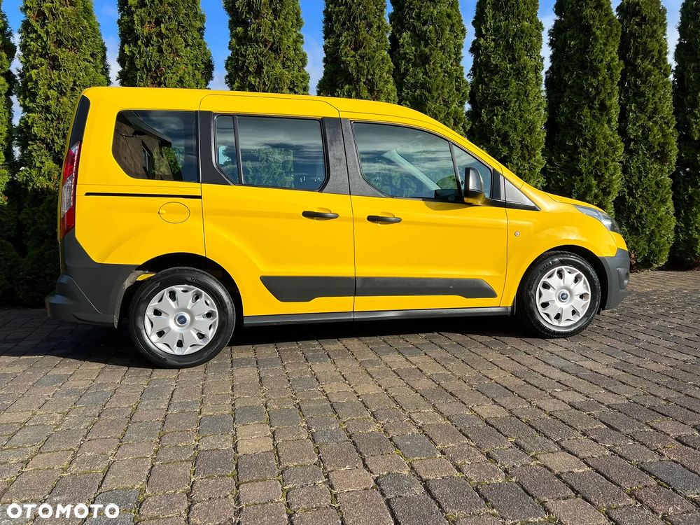 Ford Tourneo Connect - 8