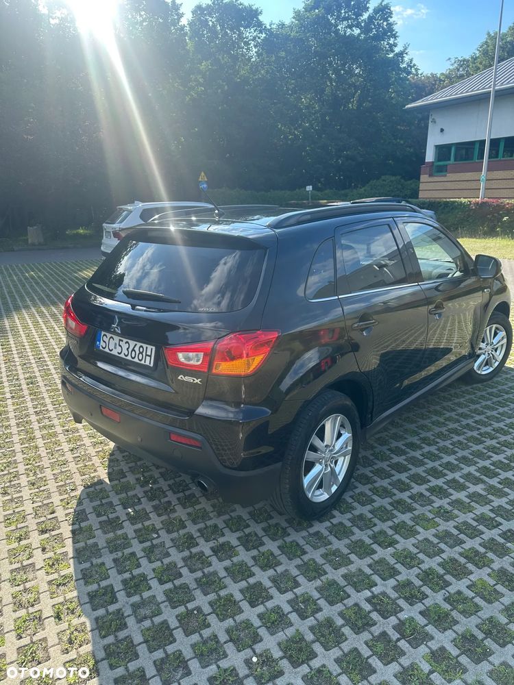 Mitsubishi ASX - 3