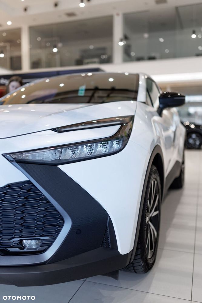 Toyota C-HR - 12